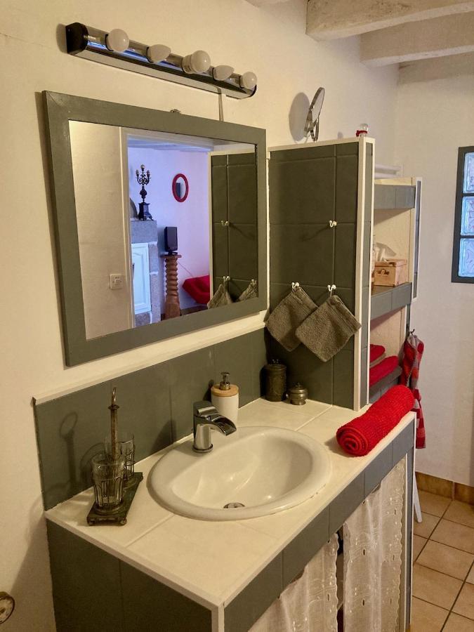 Chambre Les Anges proche Mont Saint-Michel, Maison d'hôtes l'Angevinière Extérieur photo